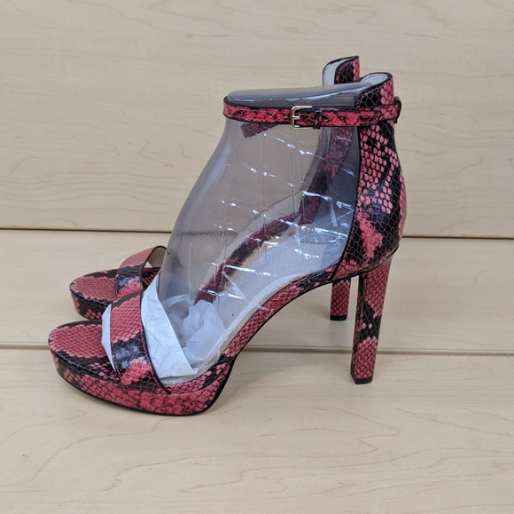 Vince Camuto | Retro Python Heels - Picture 4 of 10